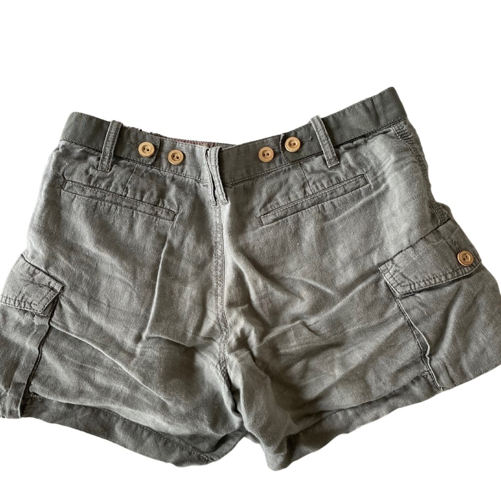 Banana Republic Light Green Linen Cargo Shorts - Picture 2 of 4